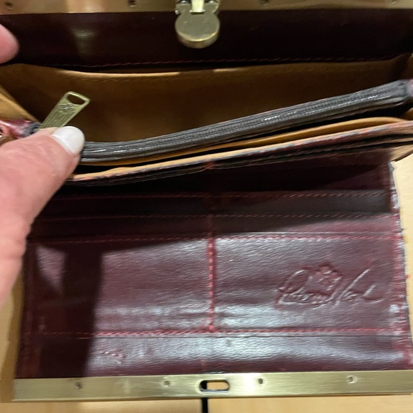 Patricia Nash Red and Gold Tweed Clutch - Picture 4 of 5